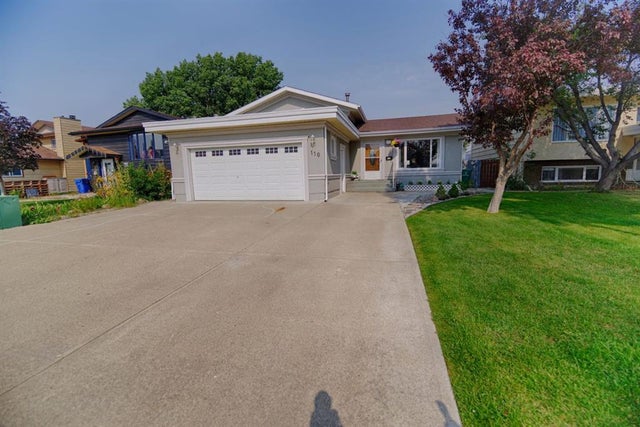 110 Ojibwa Road W, Lethbridge