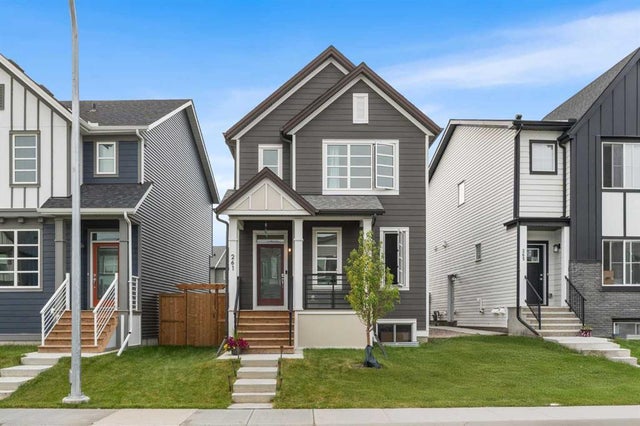 261 Walcrest Way Se, Calgary