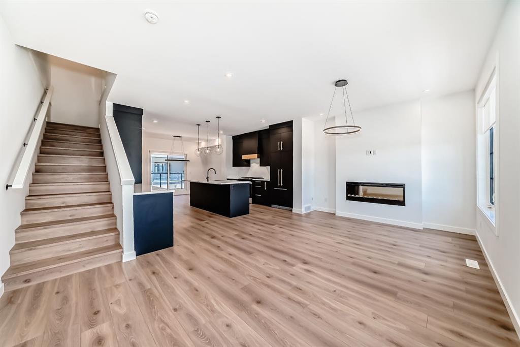 512, 8155 8 Avenue Southwest, Calgary – Residential Row/Townhouse Listing Photo 12