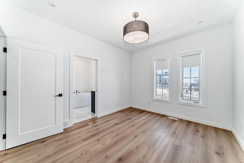 512, 8155 8 Avenue Southwest, Calgary – Residential Row/Townhouse Listing Photo 15