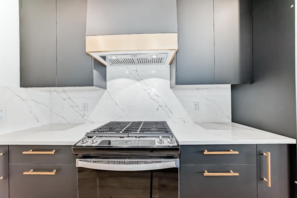 512, 8155 8 Avenue Southwest, Calgary – Residential Row/Townhouse Listing Photo 5