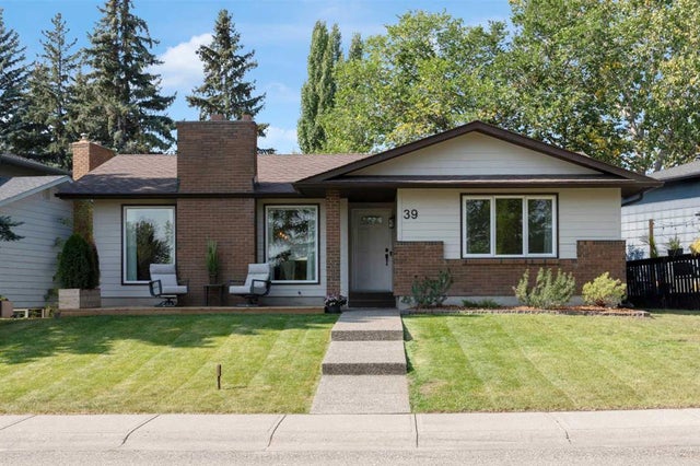 39 Midpark Close Se, Calgary