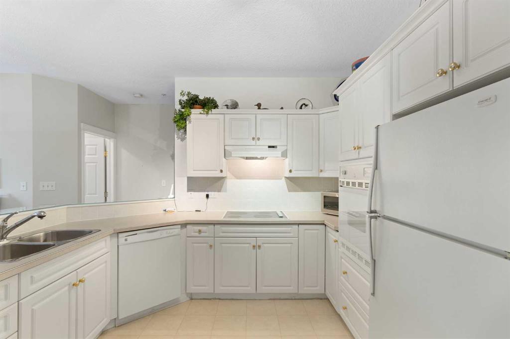 404, 2422 Erlton Street Southwest, Calgary – Residential Apartment Listing Photo 13