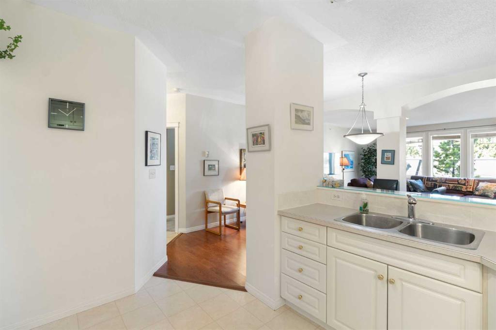 404, 2422 Erlton Street Southwest, Calgary – Residential Apartment Listing Photo 14