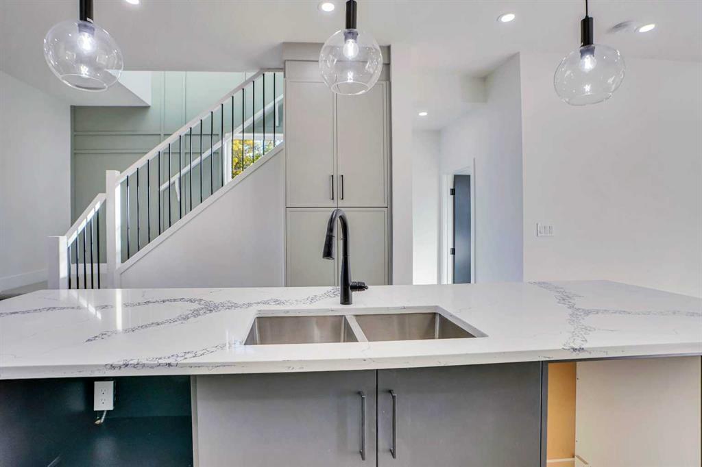 1802 19 Avenue Nw Calgary Alberta T2M 1B5 Capitol Hill Home For Sale