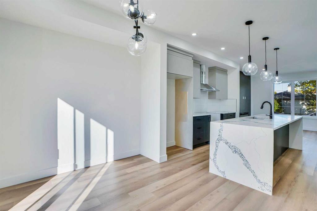 1802 19 Avenue Nw Calgary Alberta T2M 1B5 Capitol Hill Home For Sale