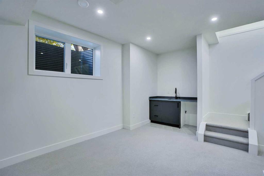 1802 19 Avenue Nw Calgary Alberta T2M 1B5 Capitol Hill Home For Sale