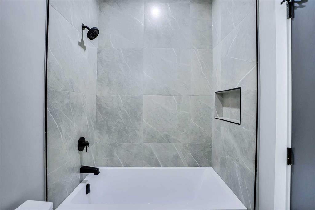 1802 19 Avenue Nw Calgary Alberta T2M 1B5 Capitol Hill Home For Sale