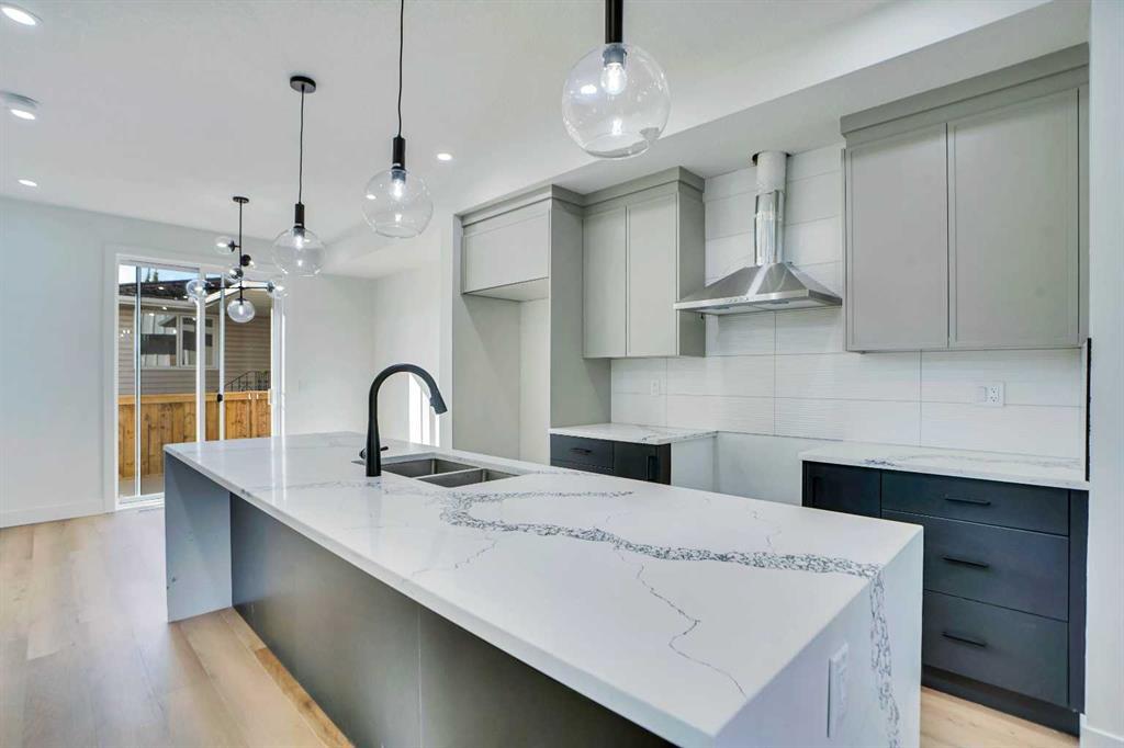 1802 19 Avenue Nw Calgary Alberta T2M 1B5 Capitol Hill Home For Sale