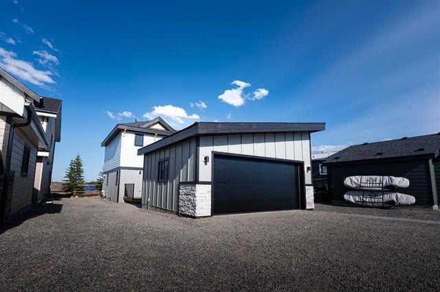 22 Cottageclub Lane, Rural Rocky View County