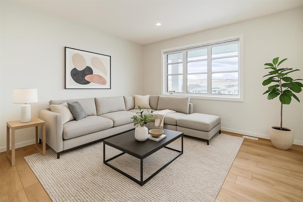 519 Lawthorn Way Se, Airdrie