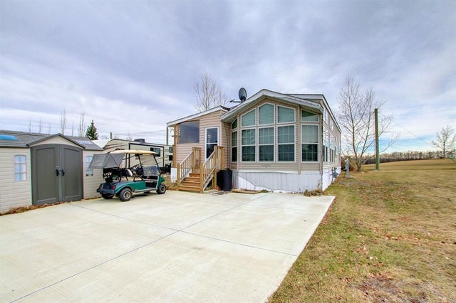 5008, 25054 South Pine Lake Road, Rural Red Deer County