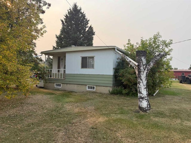 5101 49 Avenue, Berwyn