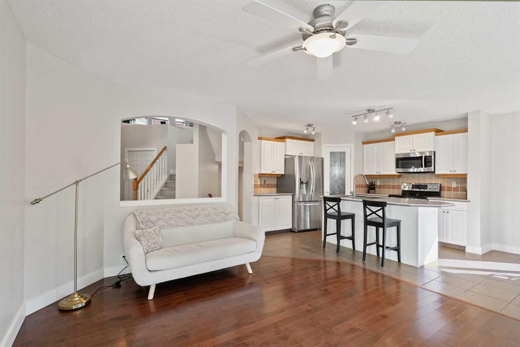 45 Mt Douglas Close Southeast, Calgary – Residential Detached Listing Photo 12