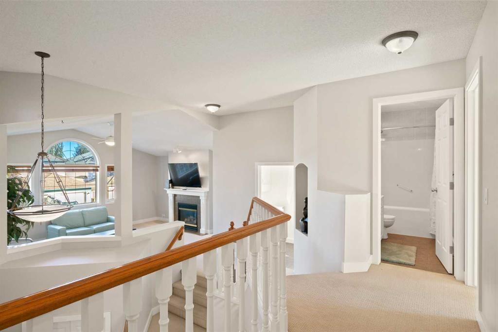 45 Mt Douglas Close Southeast, Calgary – Residential Detached Listing Photo 20