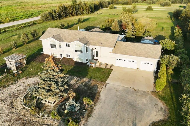 431079 Range Road 254, Rural Ponoka County