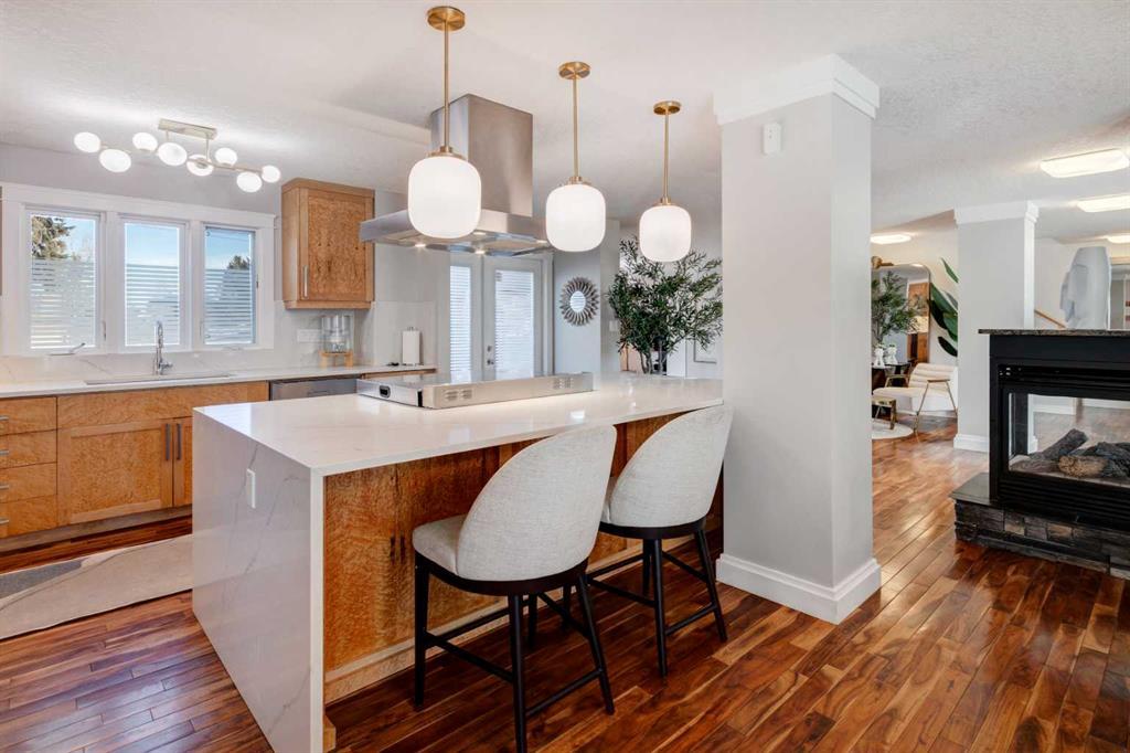 38 Lissington Drive Southwest, Calgary – Residential Detached Listing Photo 10