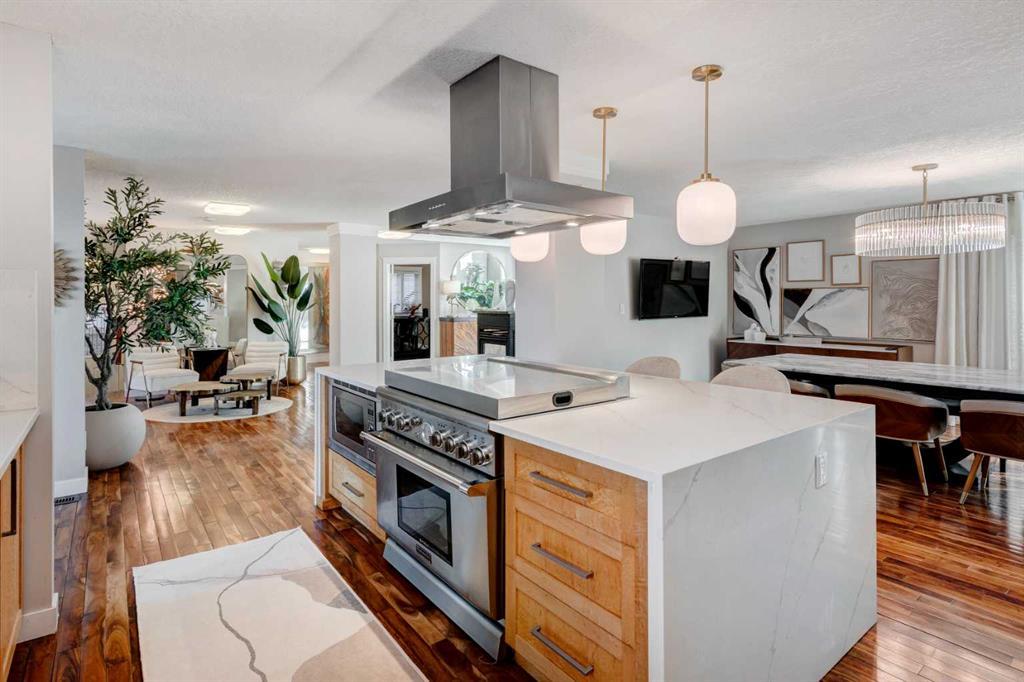 38 Lissington Drive Southwest, Calgary – Residential Detached Listing Photo 13