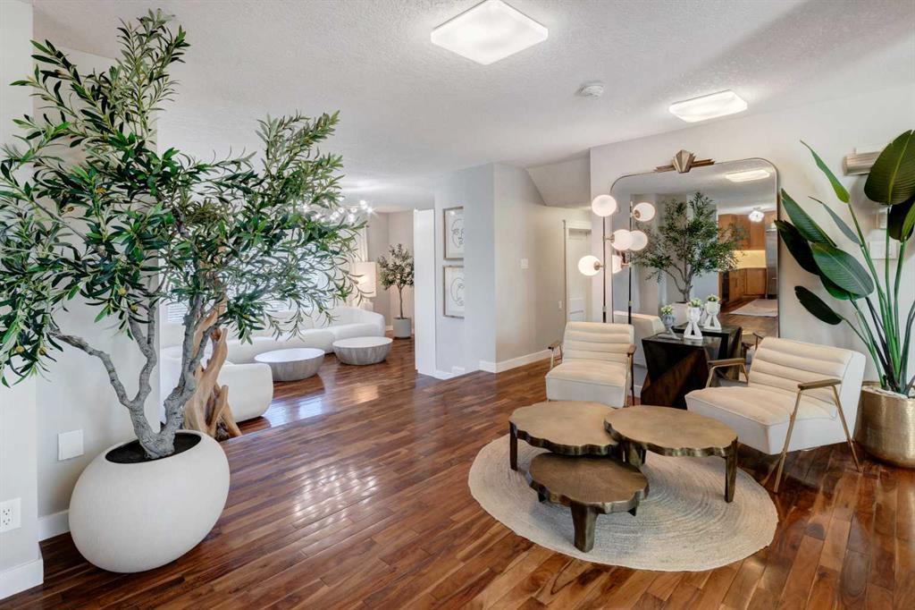 38 Lissington Drive Southwest, Calgary – Residential Detached Listing Photo 7