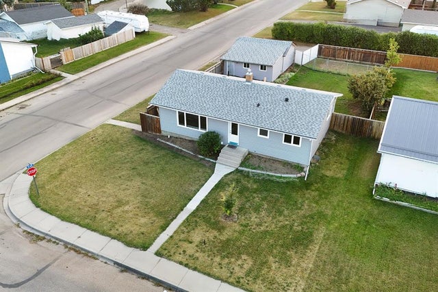 5402 59 Street, Ponoka