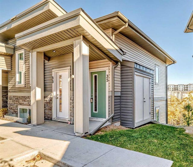 35 Spring Creek Common Sw, Calgary