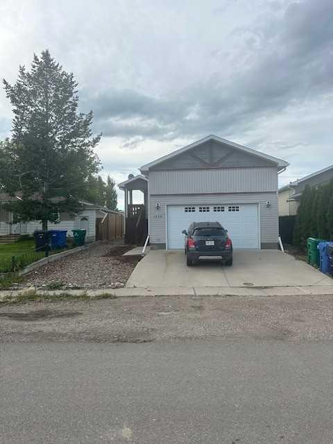 1115 43 Avenue N, Lethbridge
