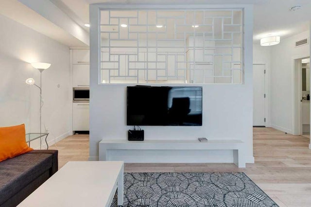 206, 3130 Thirsk Street Nw, Calgary