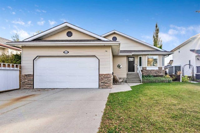 1607 Sunshine Close Se, High River