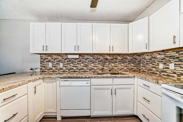 122, 3015 51 Street Sw, Calgary