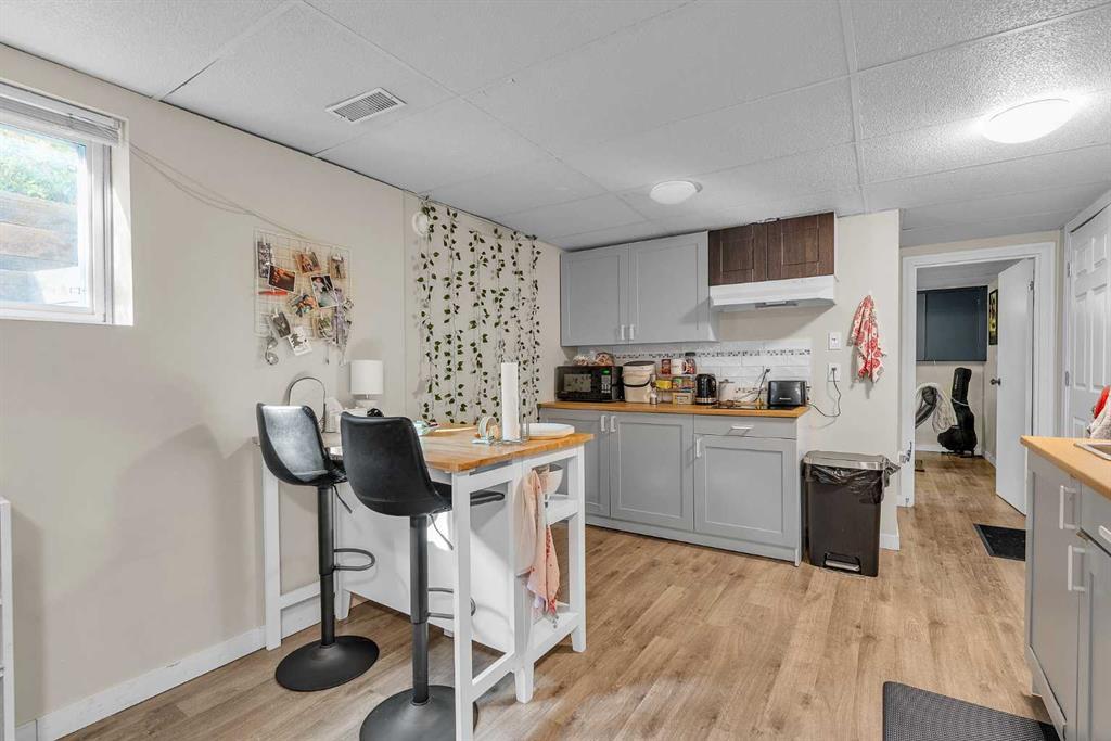 28 Hilton Avenue Northwest, Calgary – Residential Semi Detached Listing Photo 26