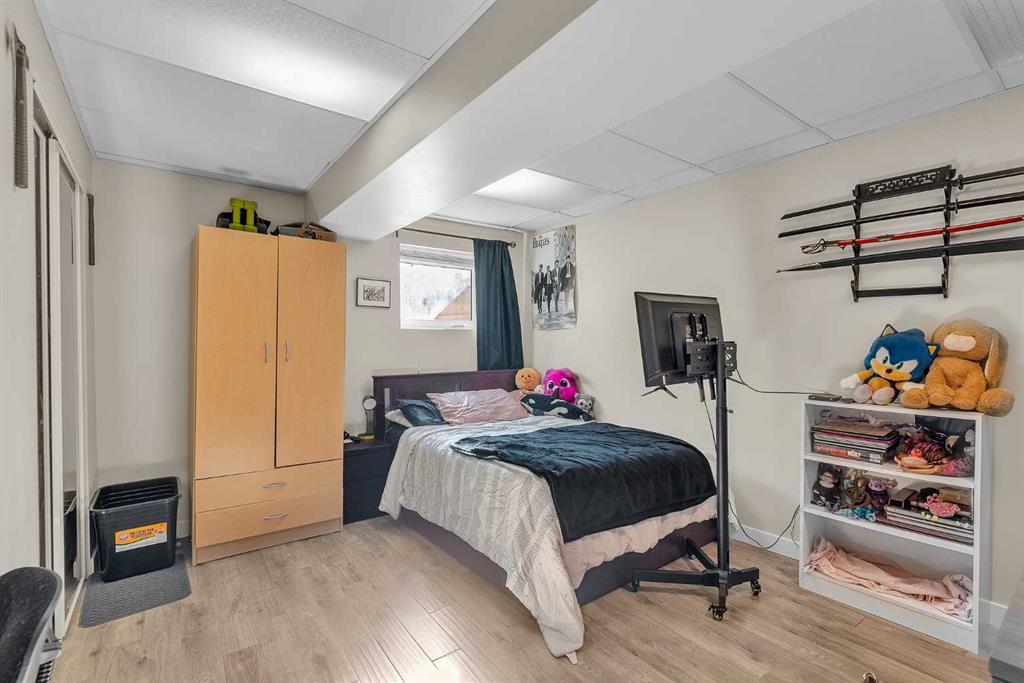 28 Hilton Avenue Northwest, Calgary – Residential Semi Detached Listing Photo 32