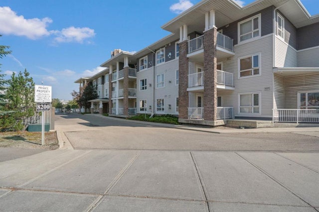 302, 8200 4 Street Ne, Calgary