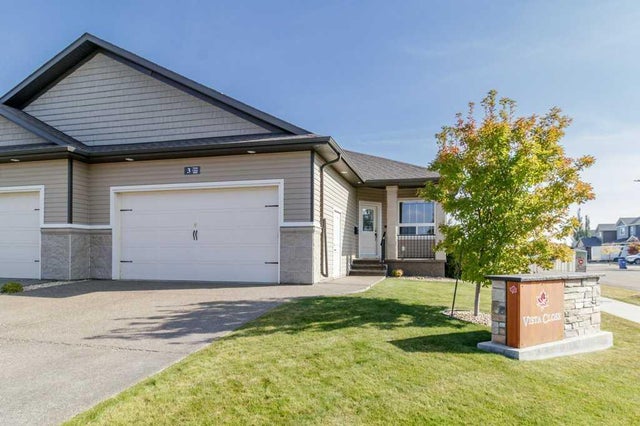 3 Vista Close, Red Deer