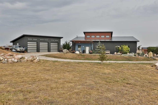 309 Alta Vista Boulevard, Carmangay
