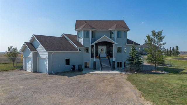 406 Meadow Lark Drive, Rural Lethbridge County