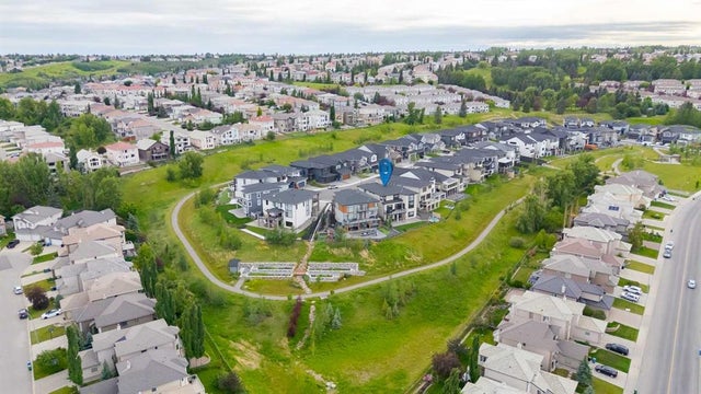 128 Hampstead Mews Nw, Calgary