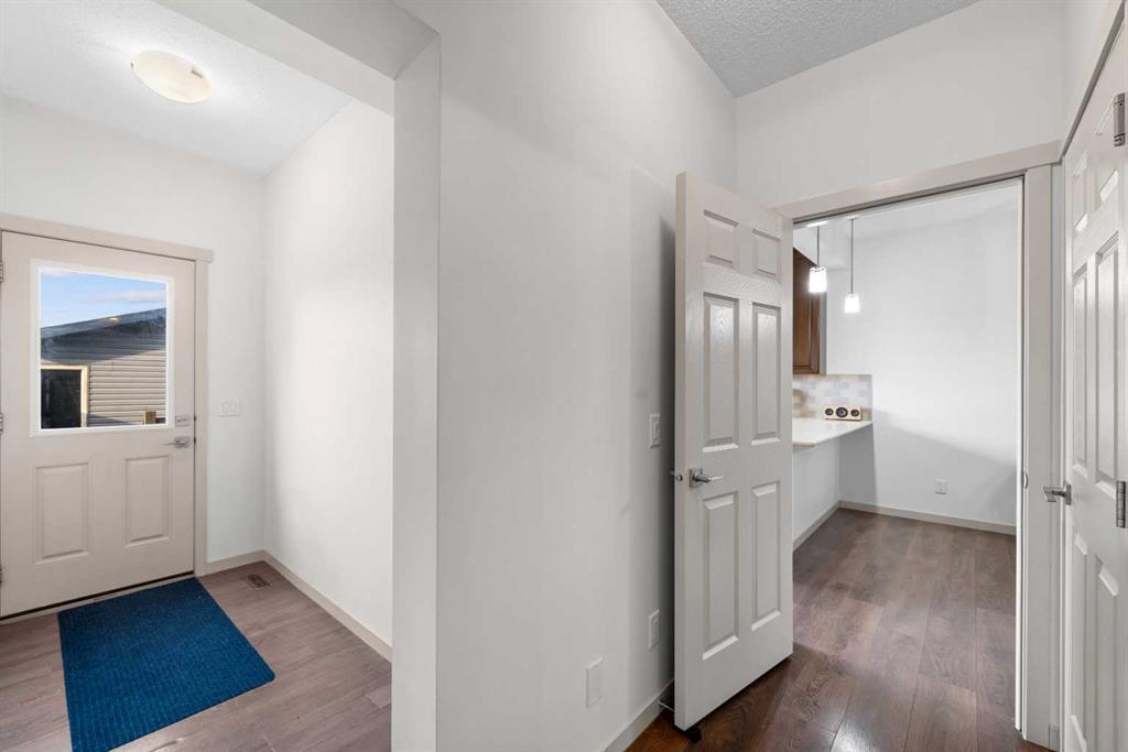 107 Masters Heights Southeast, Calgary – Residential Detached Listing Photo 16