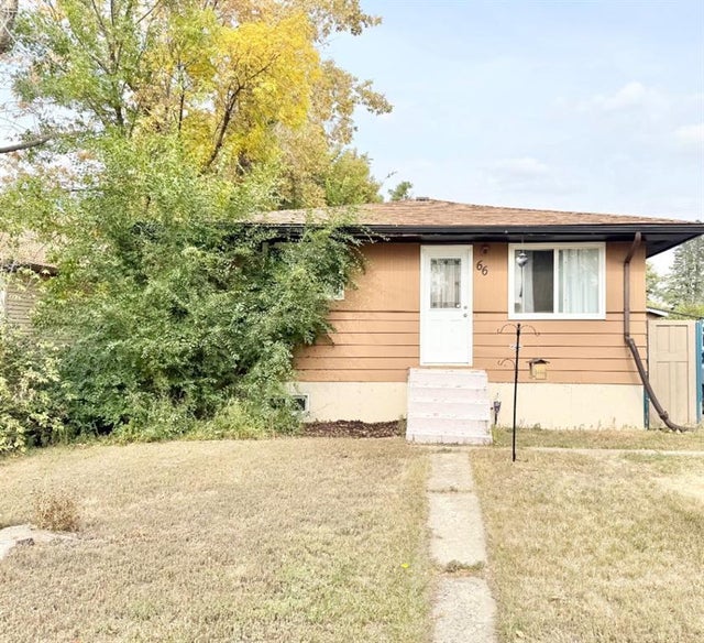 66 2 Avenue E, Tilley