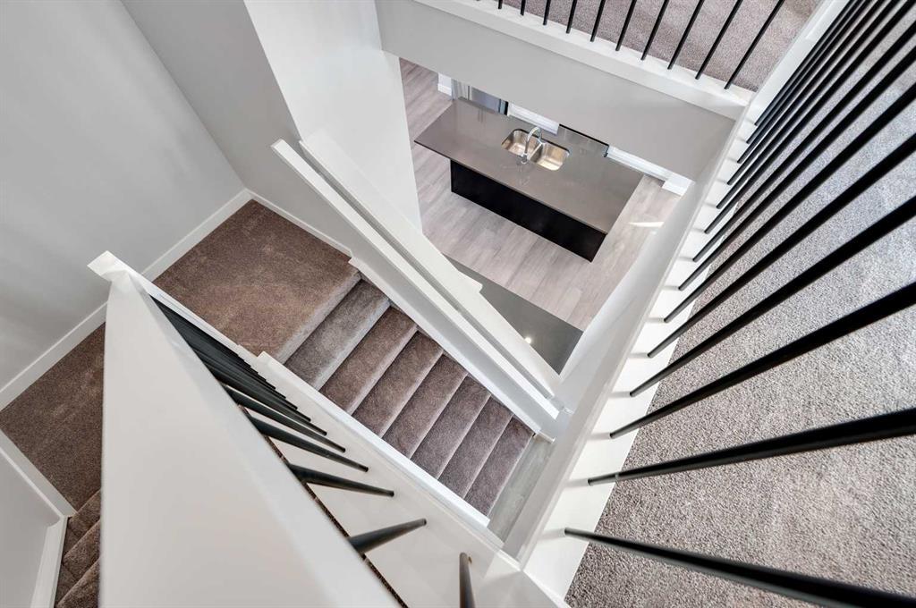 144 Crimson Ridge Place Northwest, Calgary – Residential Detached Listing Photo 8