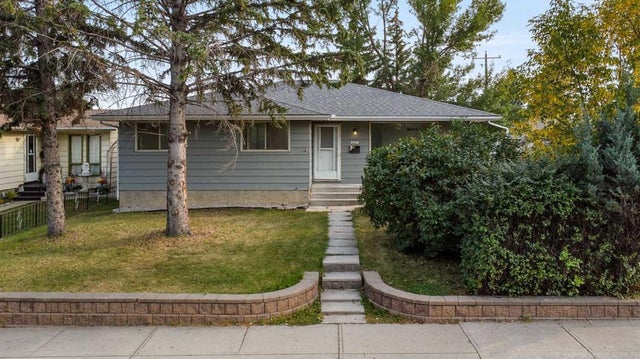 3217 Doverthorn Road Se, Calgary
