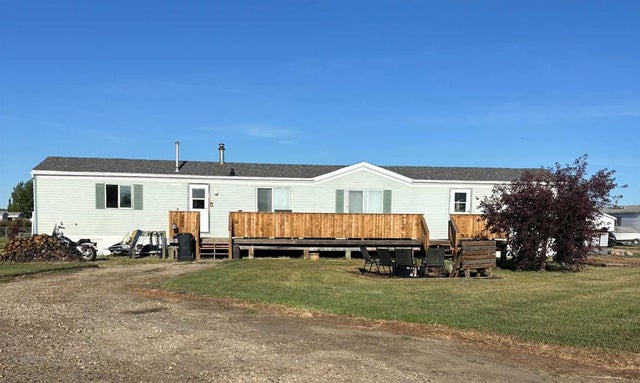 9702 108a Avenue, Clairmont