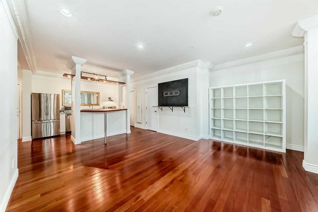 111, 1410 2 Street Sw, Calgary