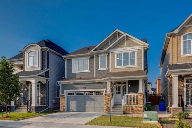 68 Yorkstone Grove Sw, Calgary