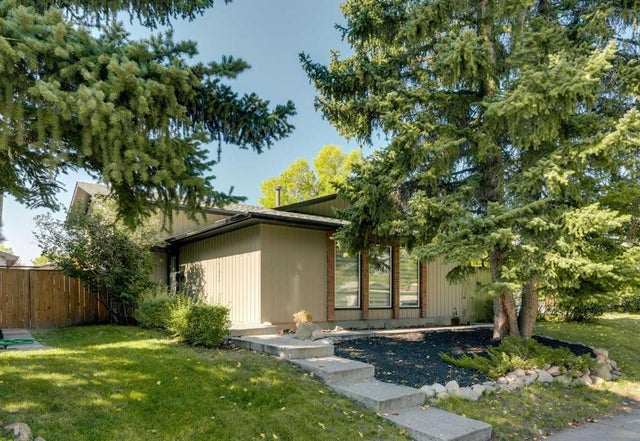 415 Midridge Drive Se, Calgary