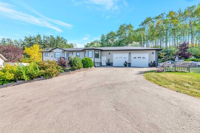 317 6 Avenue, Paradise Hill