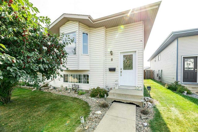 8 Kirk Close, Red Deer