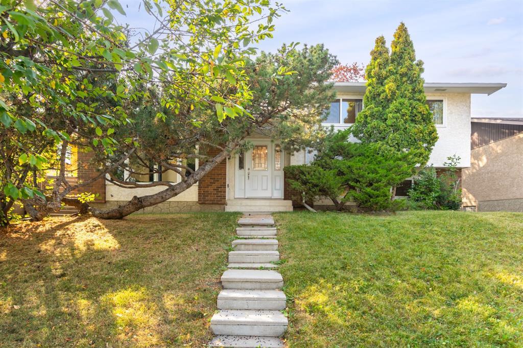 207 Whiteview Bay Ne, Calgary