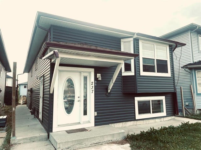 237 Tarawood Close Ne, Calgary