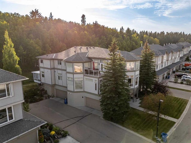 3r, 147 Crawford Drive, Cochrane