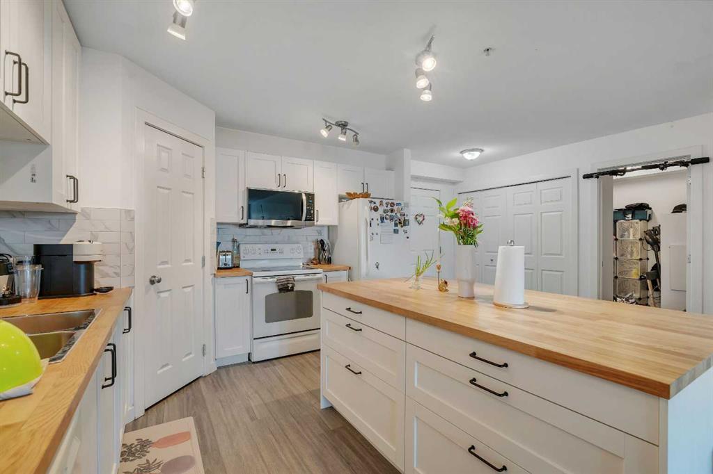 302, 1724 26 Avenue Southwest, Calgary – Residential Apartment Listing Photo 4